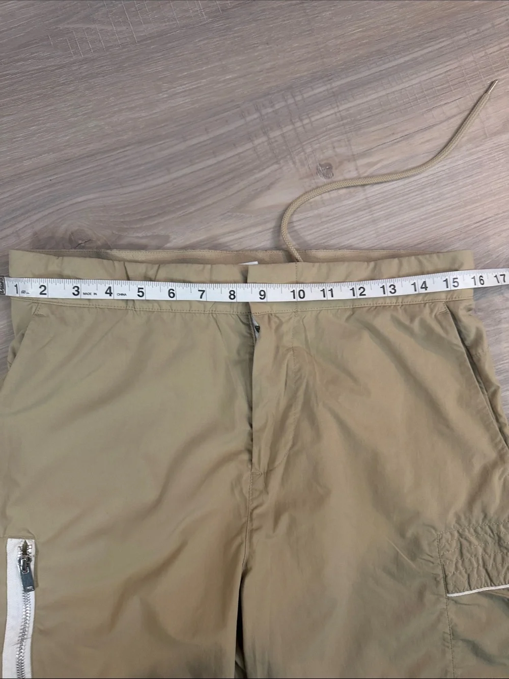 Nike Sportswear Style Essentials Tan Utility Pants. Sz M